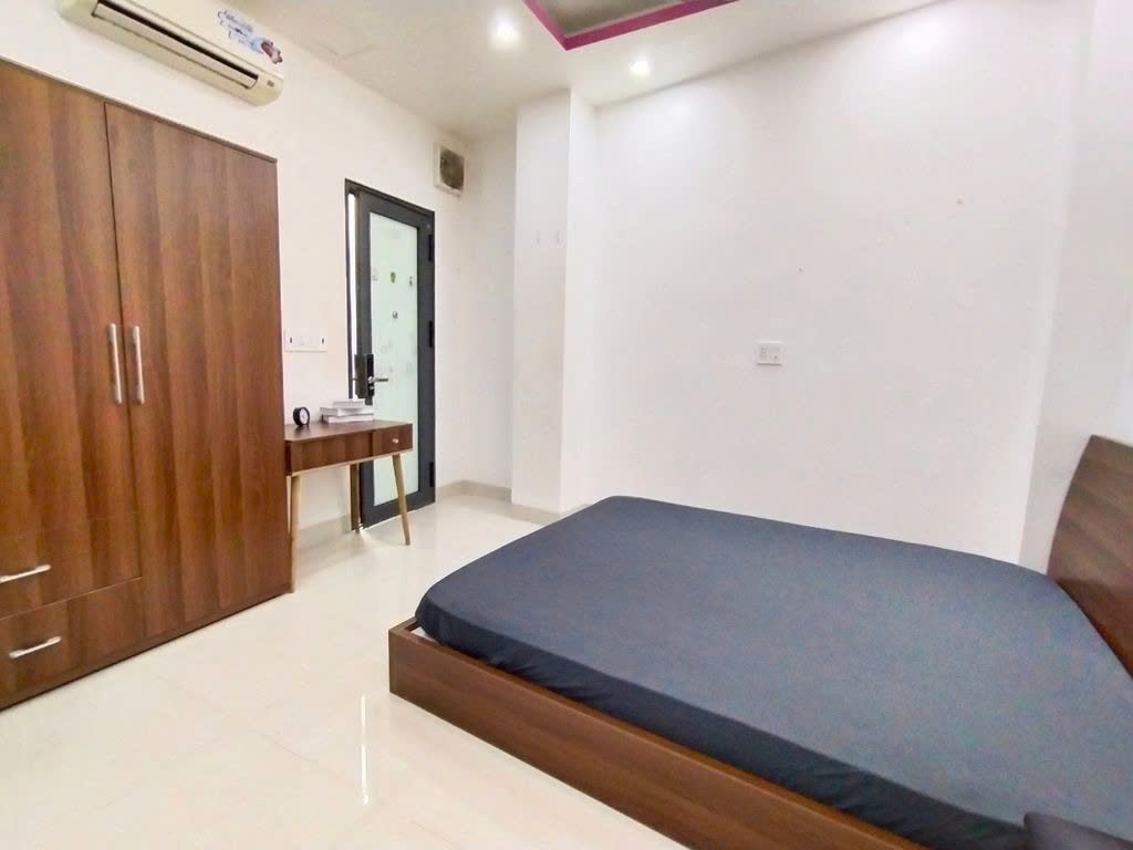 Phòng trọ PTC House 2 Khánh Hội - Quận 4 - Phòng (*)