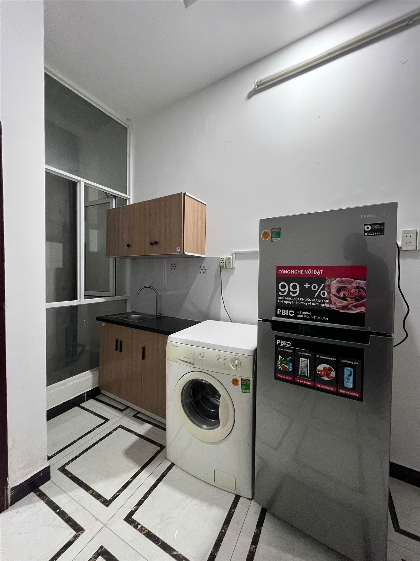 Phòng trọ Studio 30m2 tại TT House Lê Văn Sỹ - Quận 3 - Phòng bếp