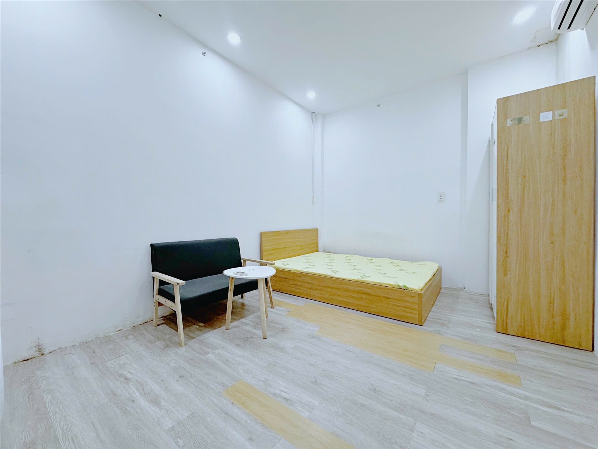 Phòng trọ Studio 25m2 tại Uncle House Lý Thường Kiệt - Gò Vấp - Phòng ngủ