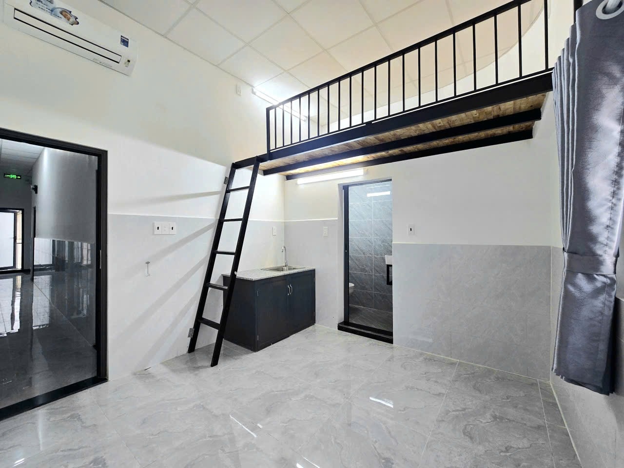 Phòng trọ Duplex 20m2 tại Jinjoo Home Trần Văn Ðang - Quận 3 - Phòng khách