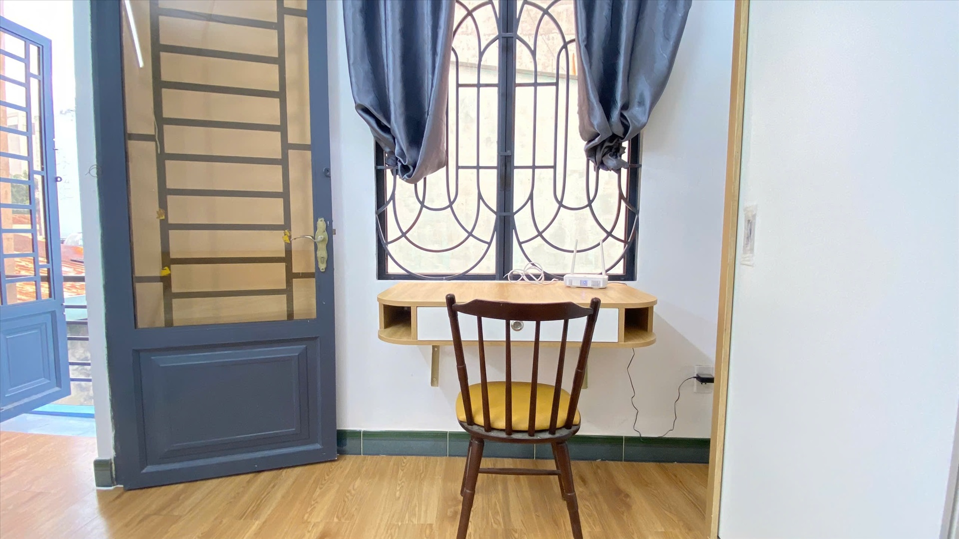 Phòng trọ 1 Phòng ngủ 27m2 tại AD Home nguyễn Cửu Vân - Bình Thạnh - Góc làm việc