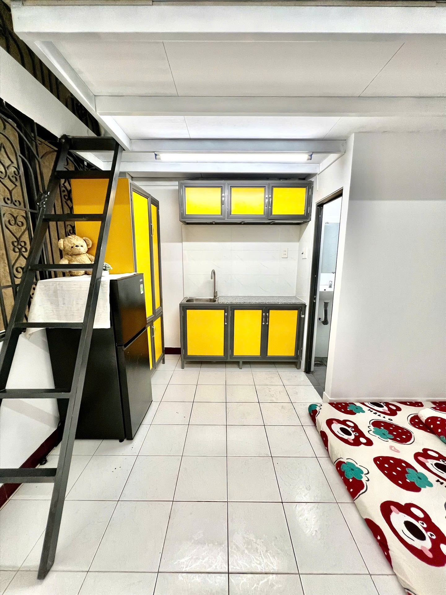 Phòng trọ Duplex 25m2 tại CN House Nguyễn Gia Trí - Bình Thạnh - Phòng bếp