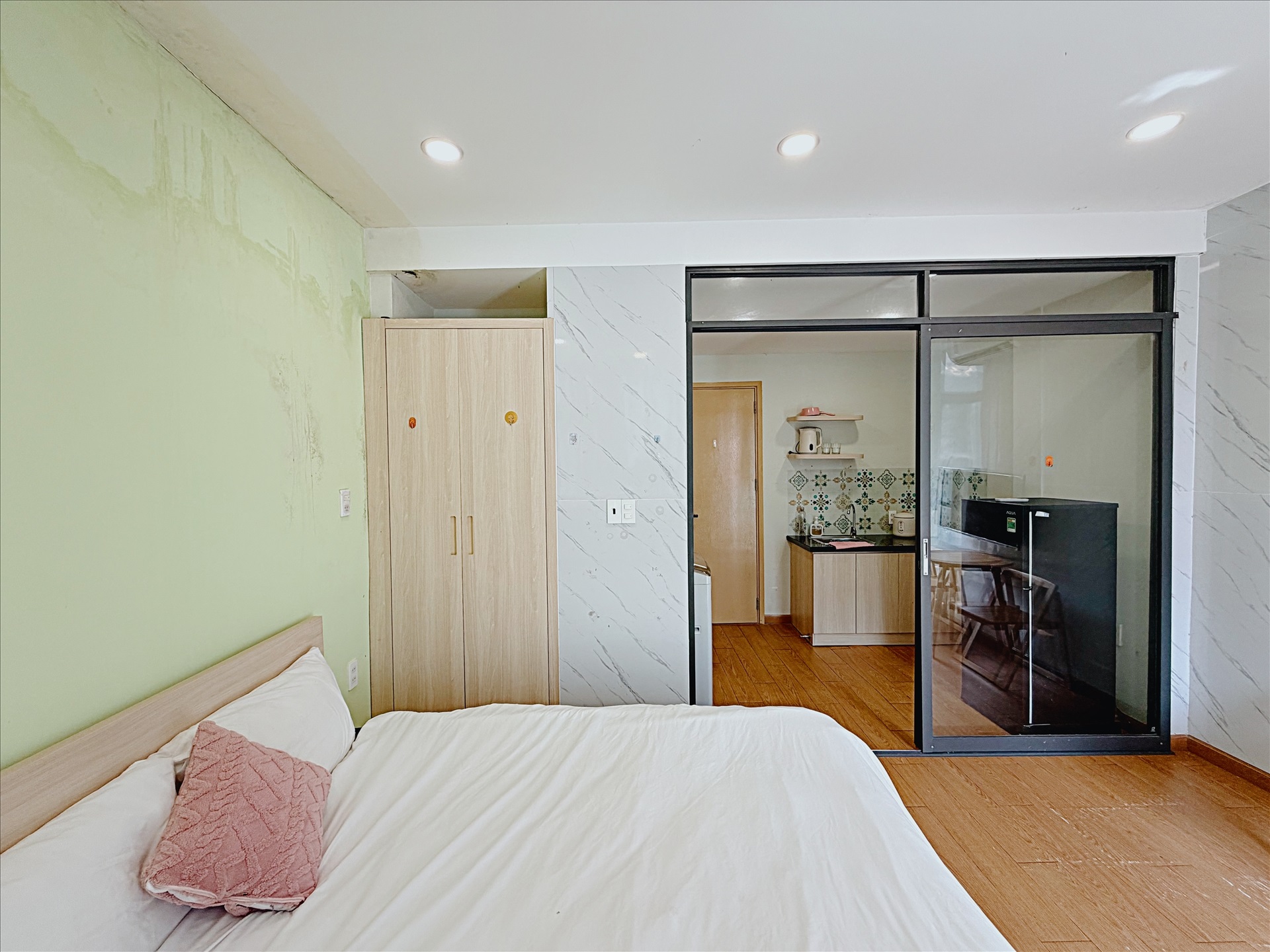 Phòng trọ Happy Home Nguyễn Công Hoan - Phú Nhuận - Phòng (*)