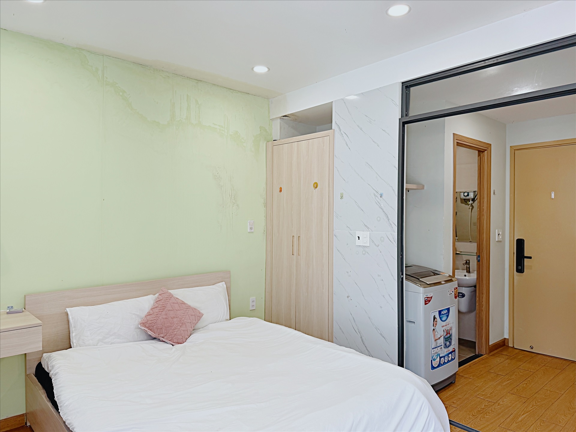 Phòng trọ Happy Home Nguyễn Công Hoan - Phú Nhuận - Phòng (*)