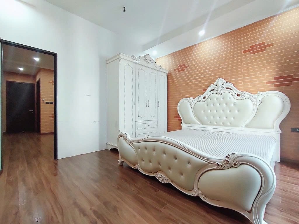 Phòng trọ PTC House 3 Võng Thị - Tây Hồ  - Phòng (*)