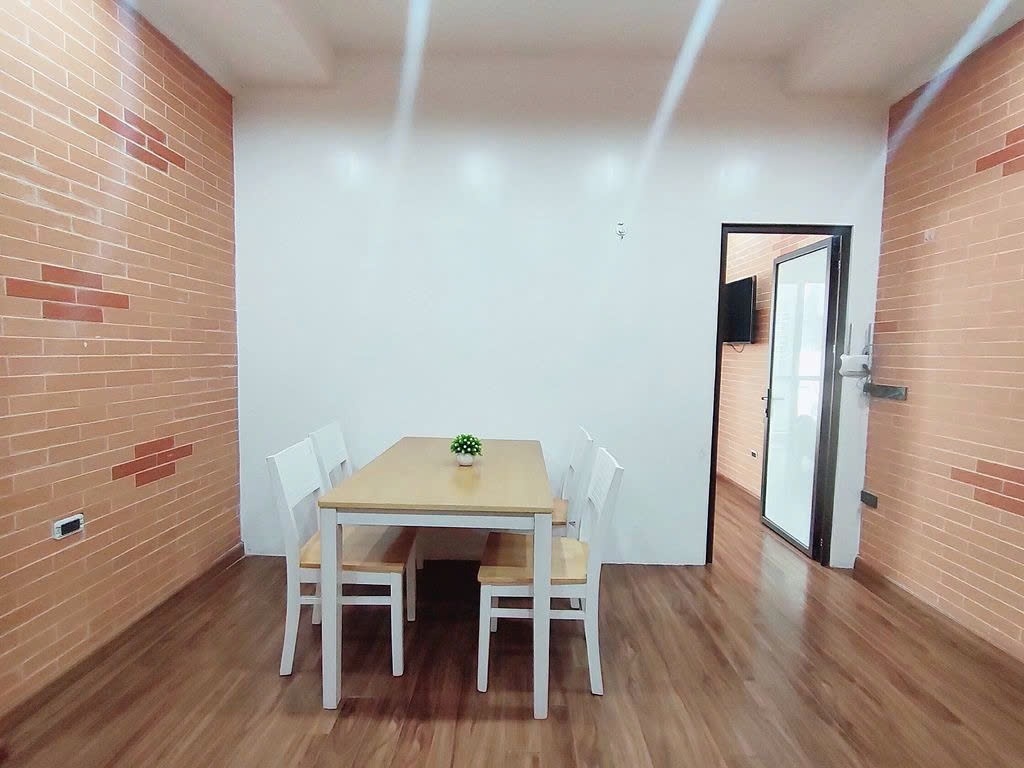 Phòng trọ 1 Phòng ngủ 40m2 tại PTC House 3 Võng Thị - Tây Hồ  - Phòng khách