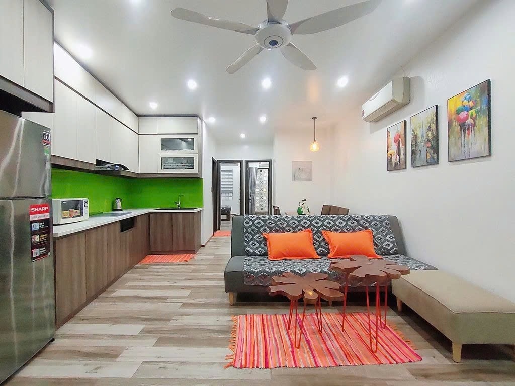 Phòng trọ 2 Phòng ngủ 70m2 tại PTC House 5 Lạc Long Quân - Tây Hồ  - Phòng khách