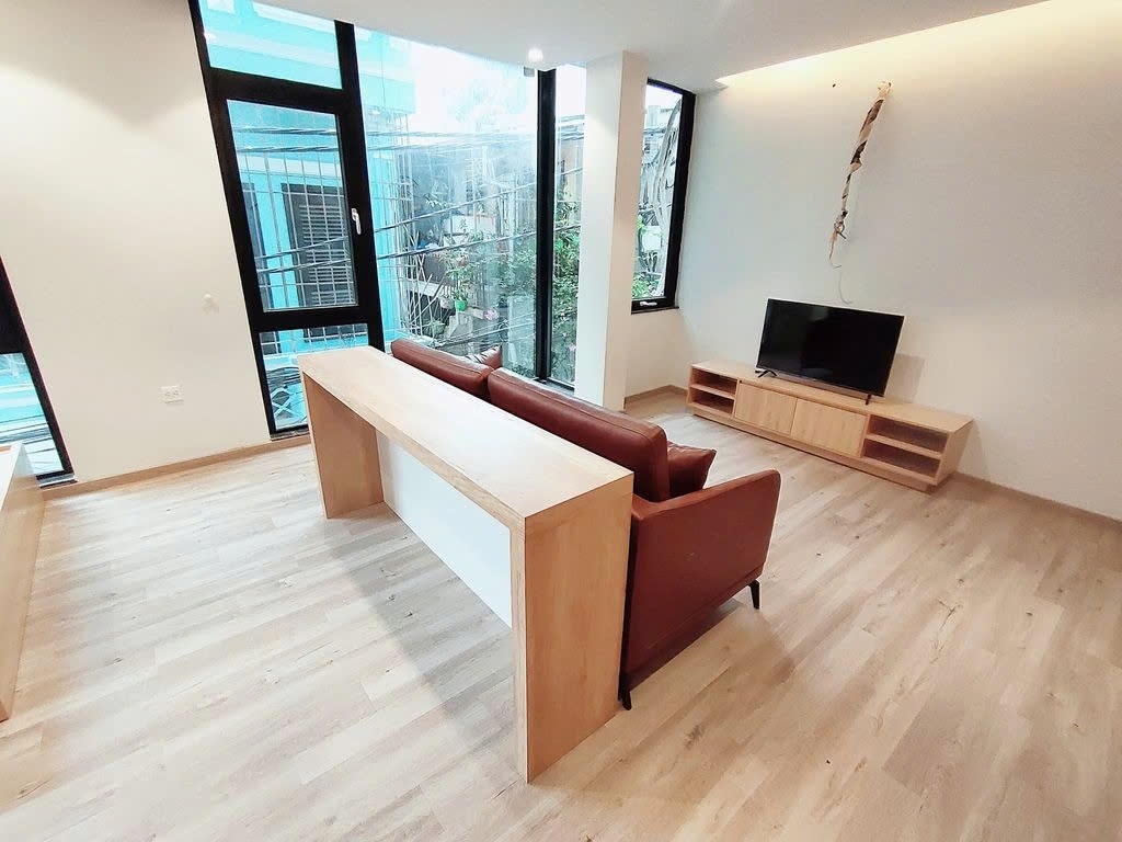 Phòng trọ Studio 40m2 tại PTC House 2 Võng Thị - Tây Hồ  - Phòng khách