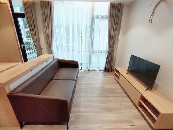 Phòng trọ Studio 40m2 tại PTC House 2 Võng Thị - Tây Hồ  - Phòng khách