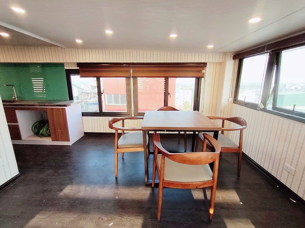 Phòng trọ 1 Phòng ngủ 60m2 tại PTC House 4 Tô Ngọc Vân - Tây Hồ - Góc làm việc