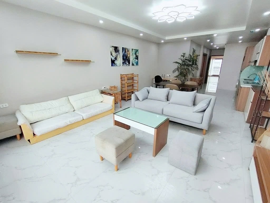 Phòng trọ Studio 40m2 tại PTC House 5 Xuân Diệu - Tây Hồ  - Phòng khách