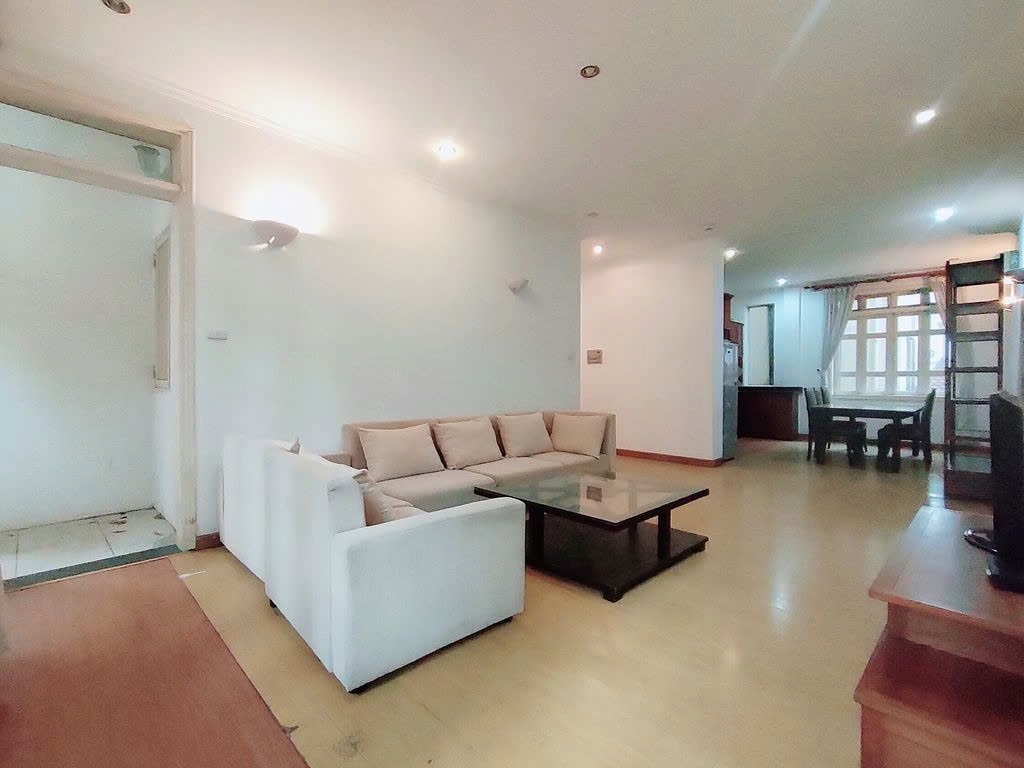 Phòng trọ 2 Phòng ngủ 90m2 tại PTC House 5 Tô Ngọc Vân - Tây Hồ  - Phòng khách