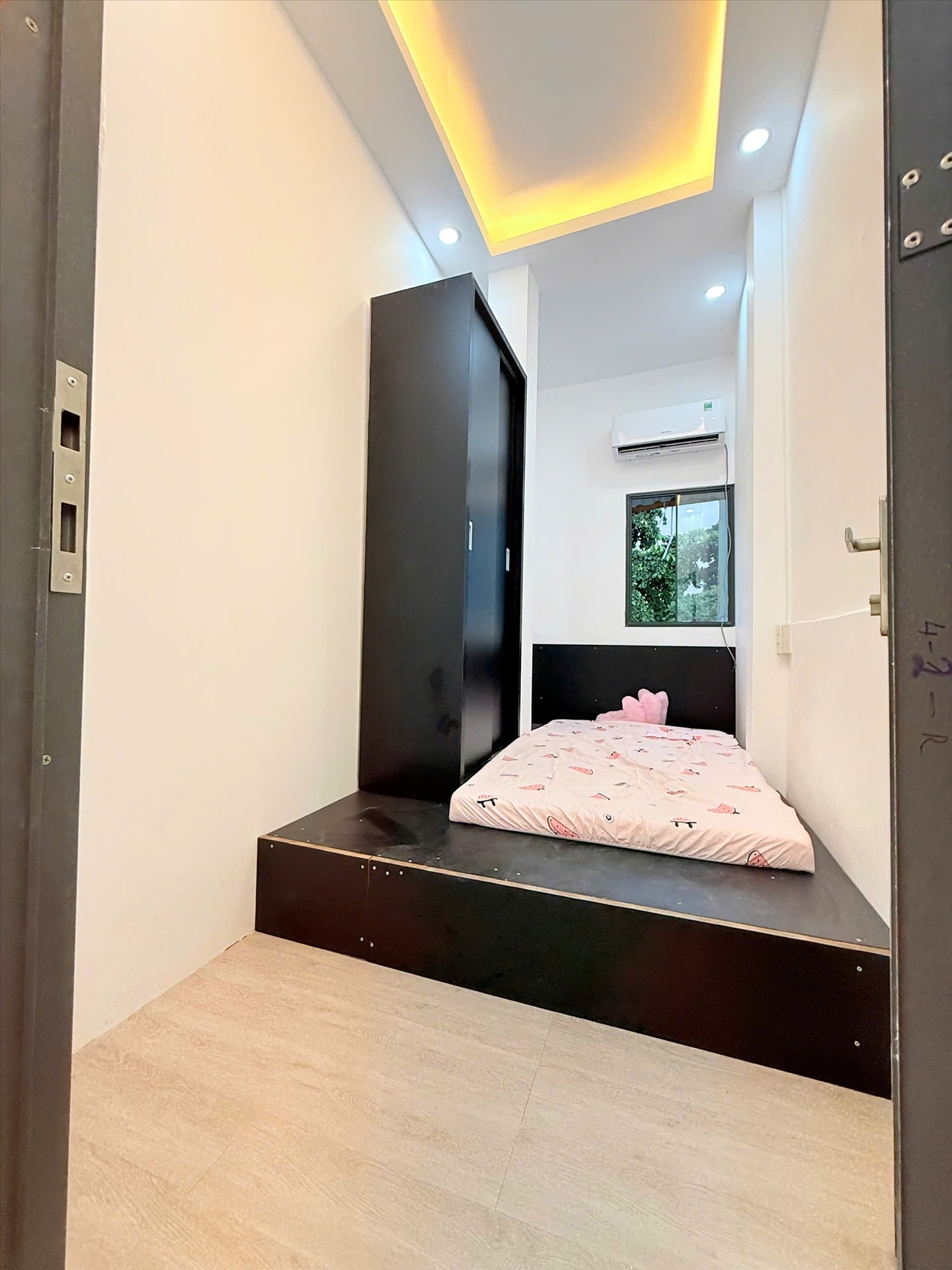 Phòng trọ TiDi Home Bùi Đình Tuý - Bình Thạnh - Phòng (*)