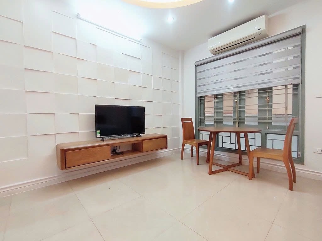 Phòng trọ Studio 30m2 tại PTC House 4 Nghi Tàm - Tây Hồ  - Phòng khách
