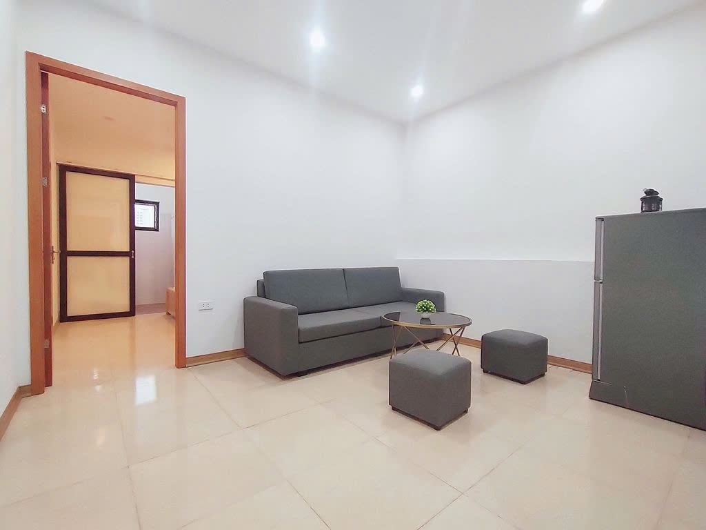 Phòng trọ 1 Phòng ngủ 50m2 tại PTC House 1 Nguyễn Khang -  Cầu Giấy  - Phòng khách