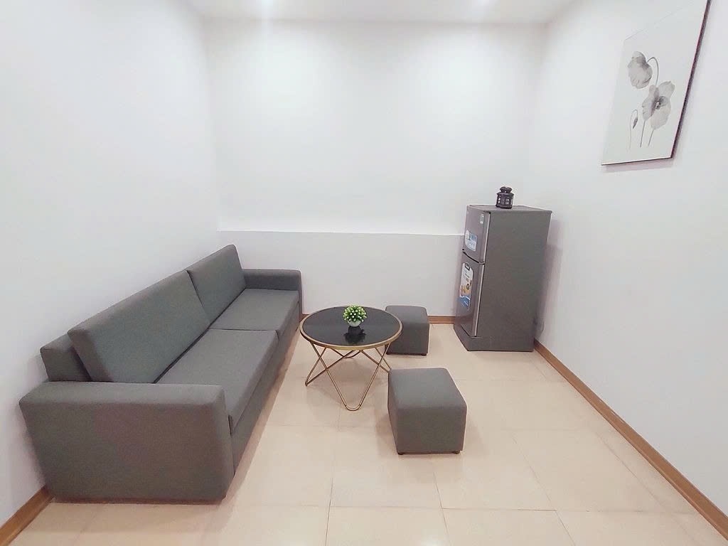 Phòng trọ 1 Phòng ngủ 50m2 tại PTC House 1 Nguyễn Khang -  Cầu Giấy  - Phòng khách