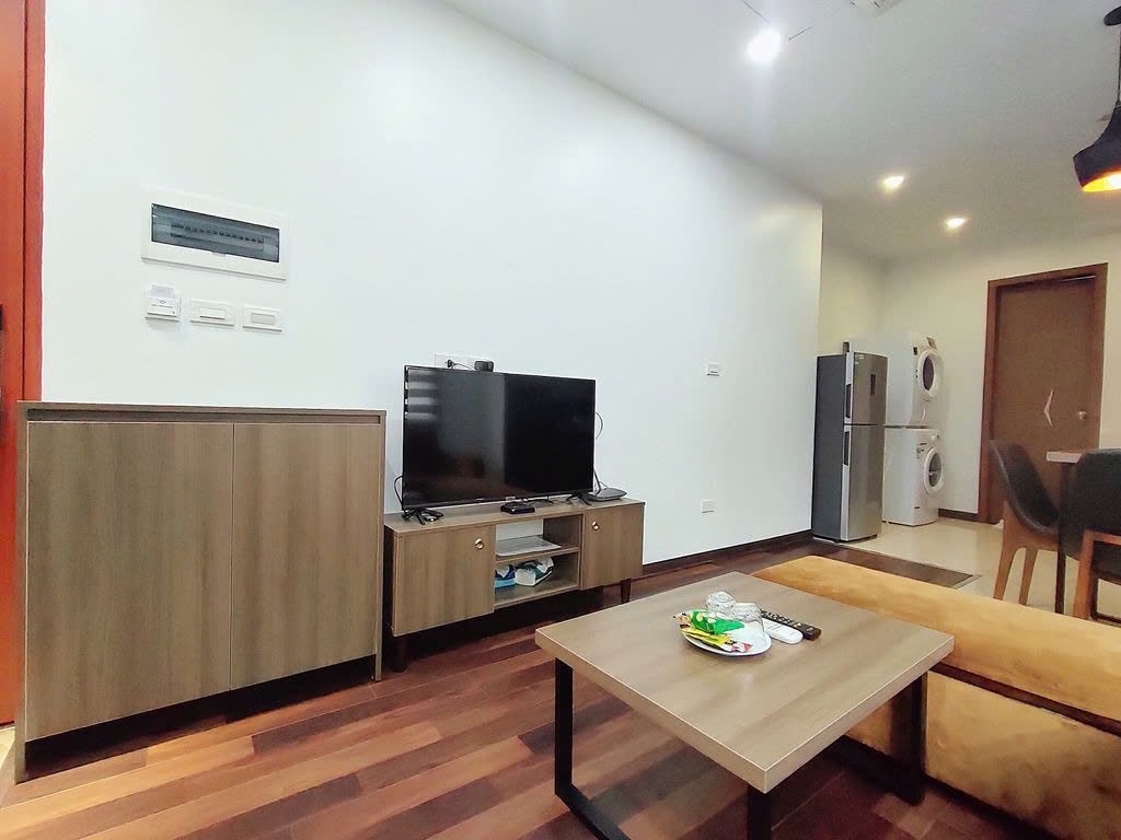 Phòng trọ 1 Phòng ngủ 35m2 tại PTC House 1 Linh Lang - Ba Đình - Phòng khách