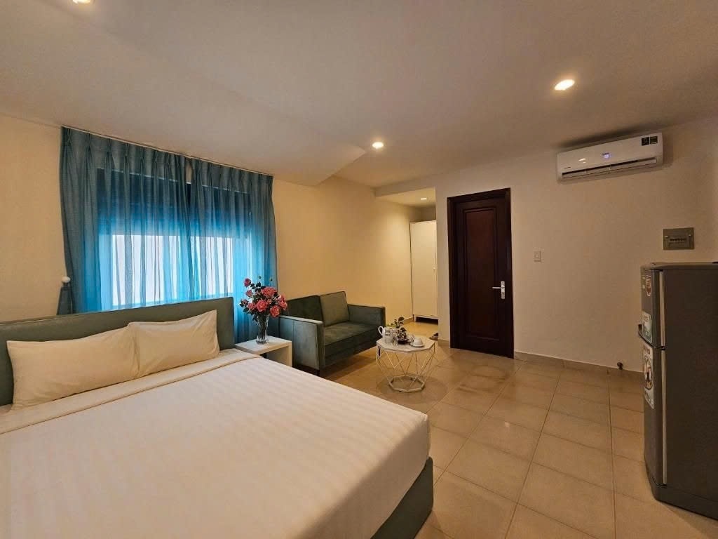 Phòng trọ PTC House Lê Văn Thiêm - Quận 7 - Phòng (*)