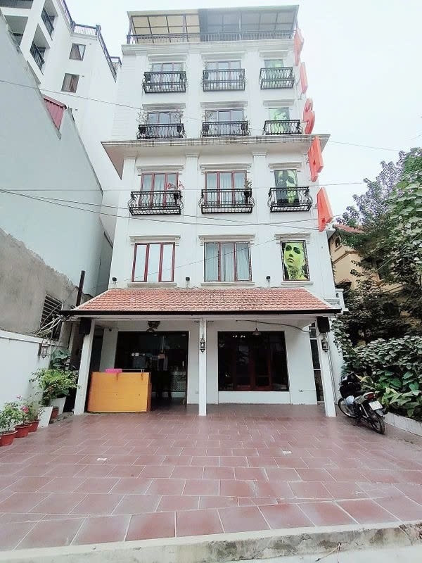 Phòng trọ PTC House 2 Tô Ngọc Vân - Tây Hồ - Toàn cảnh tòa nhà (*)