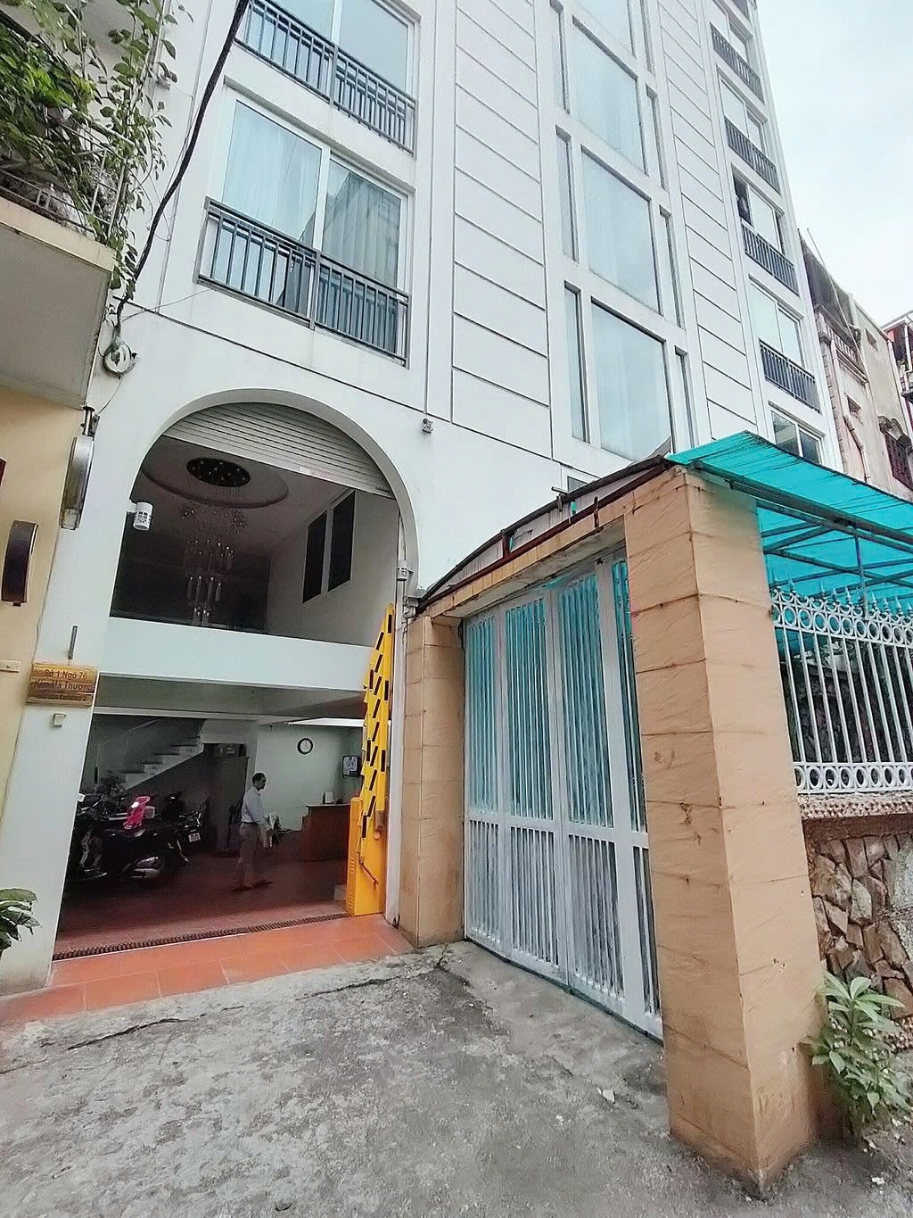 Phòng trọ PTC House 4 Kim Mã Thượng - Ba Đình - Toàn cảnh tòa nhà (*)