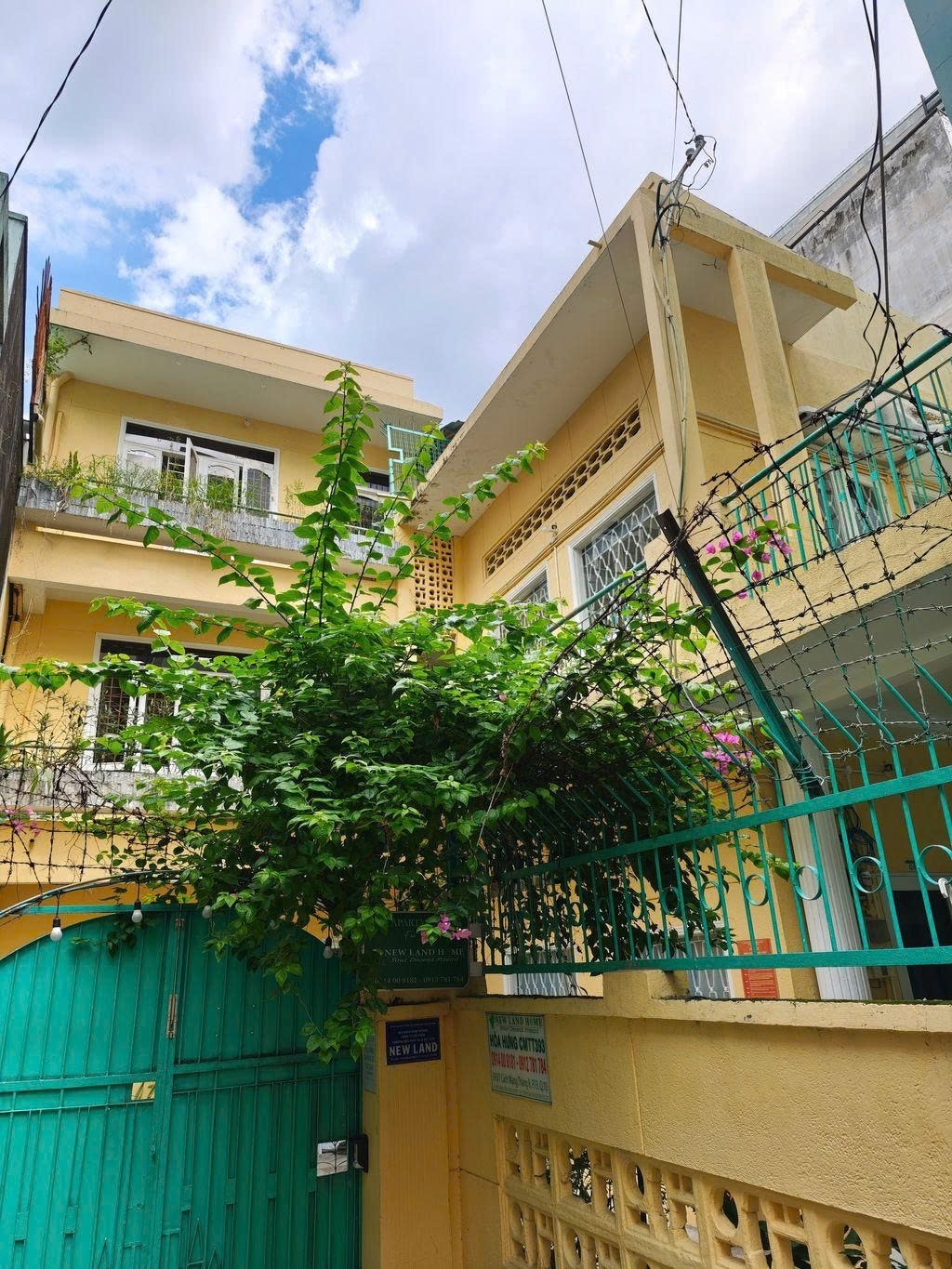 Phòng trọ PTC House 1 Cách Mạng Tháng Tám - Quận 10 - Toàn cảnh tòa nhà (*)