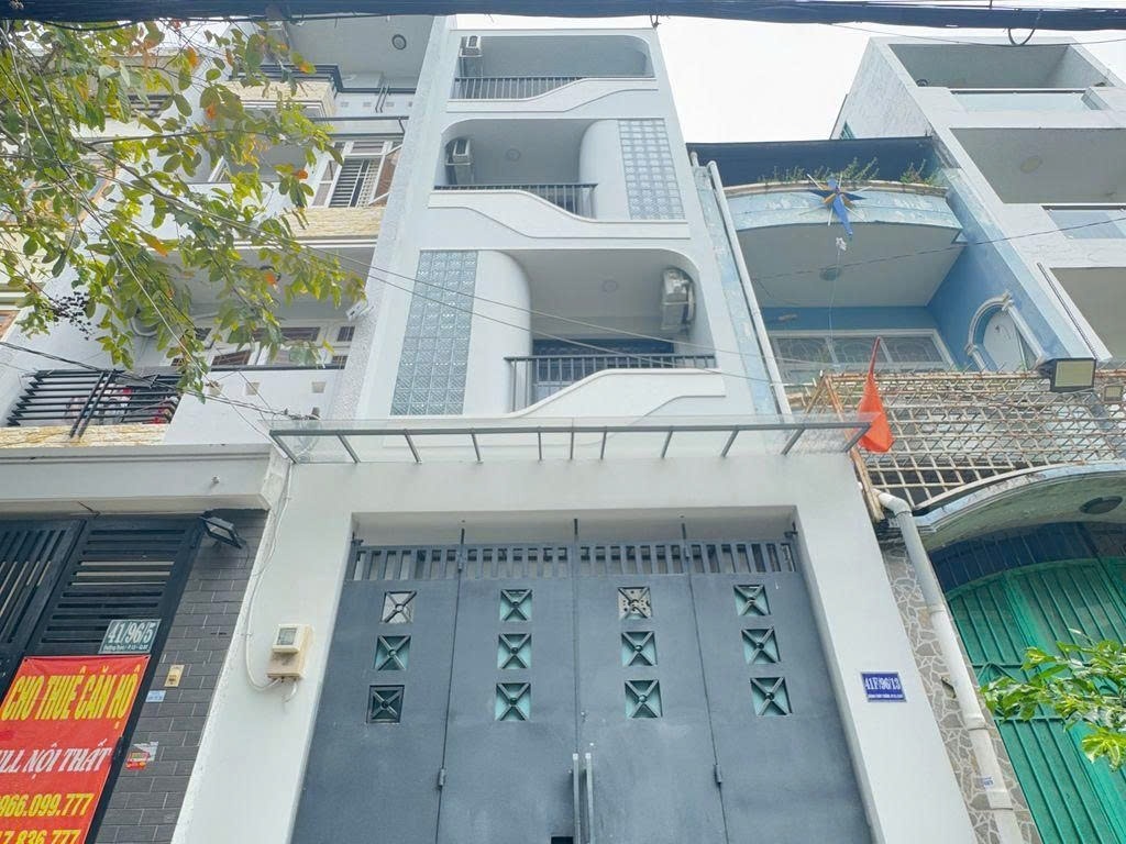 Phòng trọ PTC House Đặng Thuỳ Trâm - Bình Thạnh - Toàn cảnh tòa nhà (*)