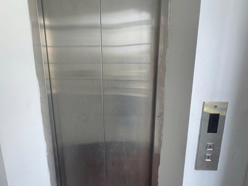 Phòng trọ CM House Trường Sa - Quận 3 - Thang máy