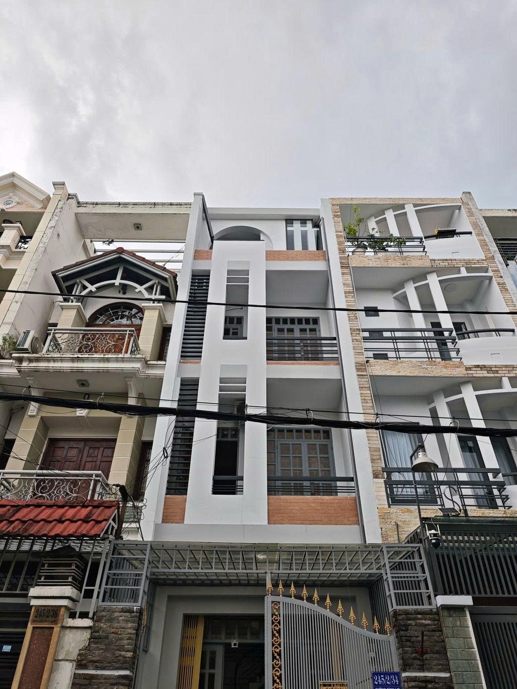 Phòng trọ PTC House 2 Bình Lợi - Bình Thạnh - Toàn cảnh tòa nhà (*)