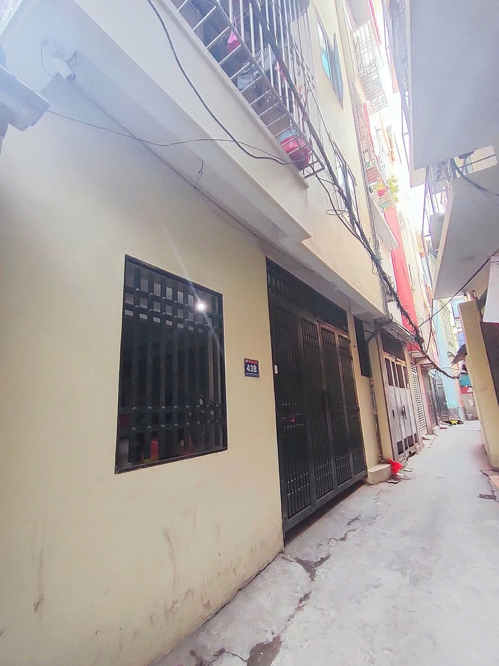 Phòng trọ PTC House Nguyễn Ngọc Vũ - Cầu Giấy  - Toàn cảnh tòa nhà (*)