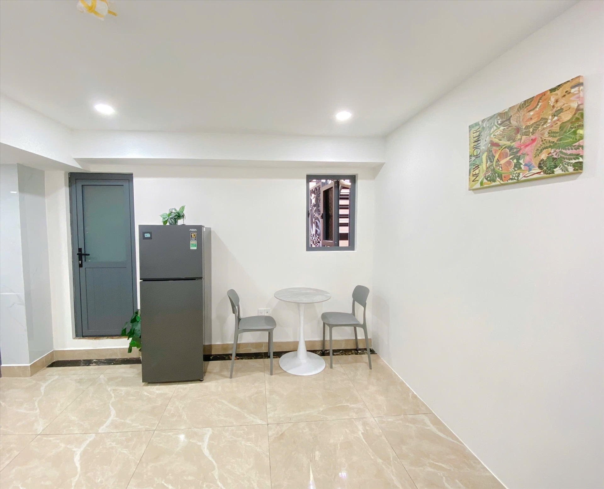 Phòng trọ 1 Phòng ngủ 35m2 tại Yolo House Võ Thành Trang - Tân Bình - Phòng khách