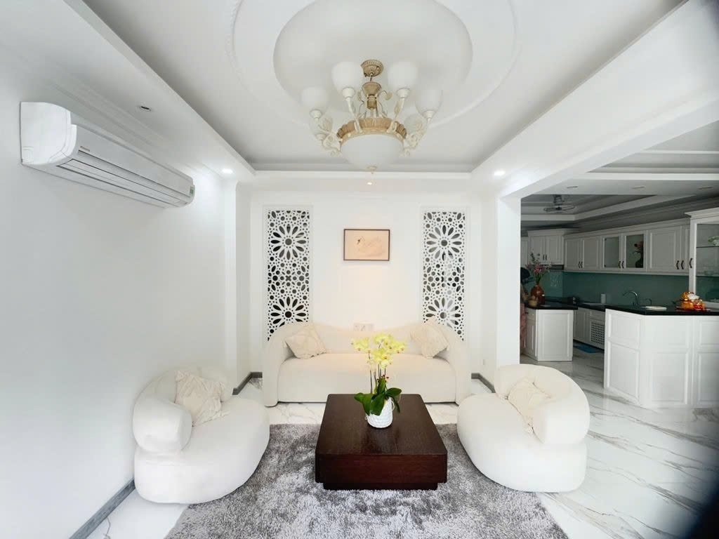 Phòng trọ PTC House 1 Đường số 1 - Quận 2 - Phòng (*)