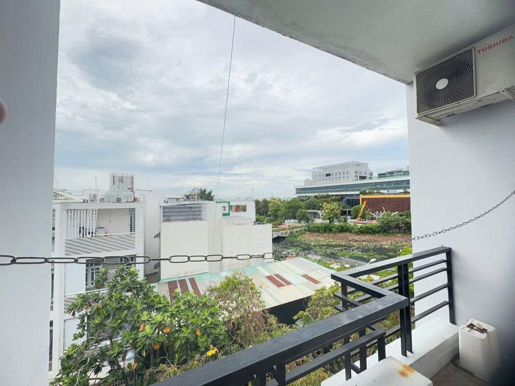 Phòng trọ Studio 28m2 tại PTC House 1 Đặng Thuỳ Trâm - Bình Thạnh - Ban công