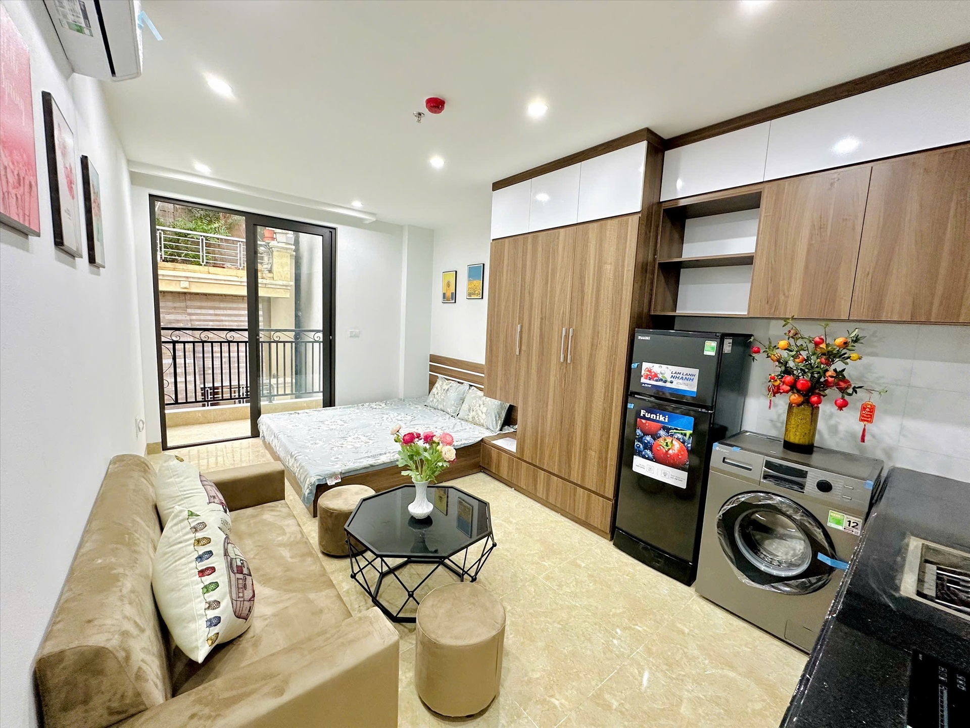 Phòng trọ Studio 35m2 tại TT House Nguyễn Khang - Cầu Giấy - Phòng ngủ