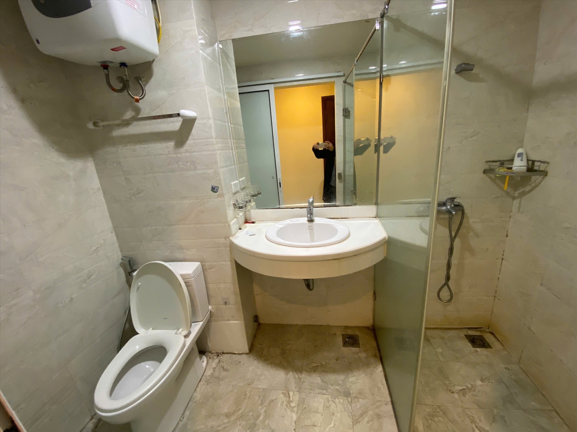 Phòng trọ 1 Phòng ngủ 40m2 tại Salahomes Đình Thôn - Nam Từ Liêm - Phòng tắm