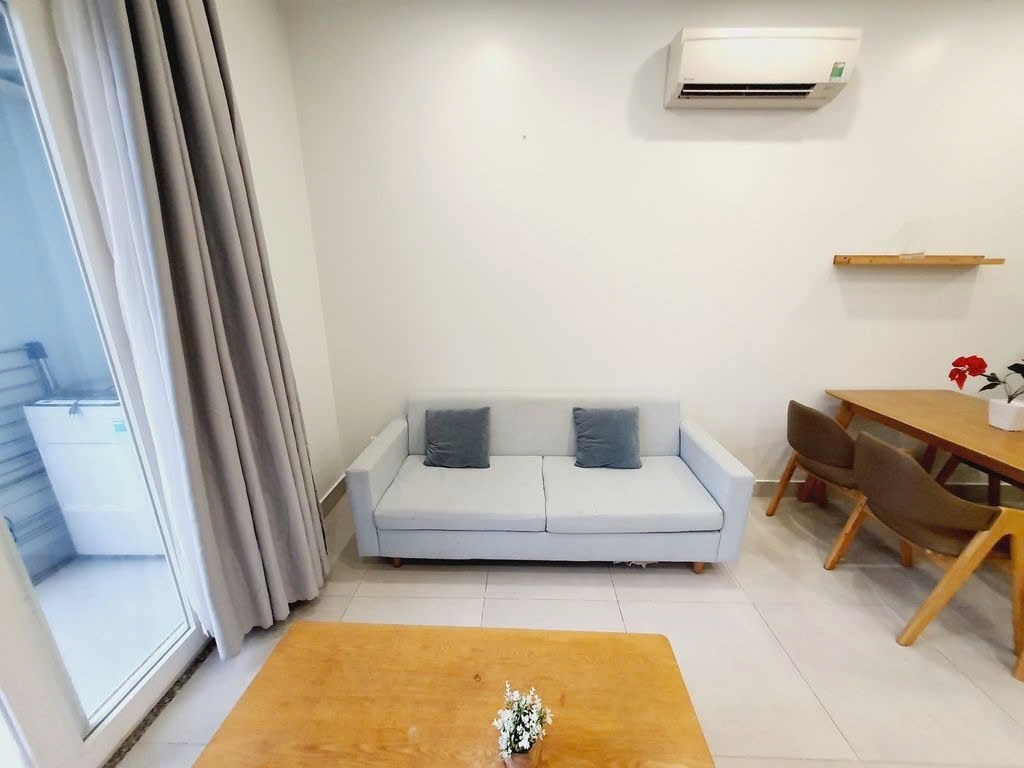 Phòng trọ 1 Phòng ngủ 50m2 tại PTC House 1 Nguyễn Bá Huân - Quận 2  - Phòng khách