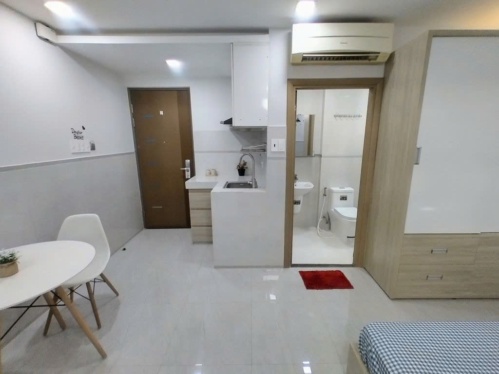 Phòng trọ Studio 15m2 tại PTC House 11 Trần Xuân Soạn - Quận 7  - Phòng tắm