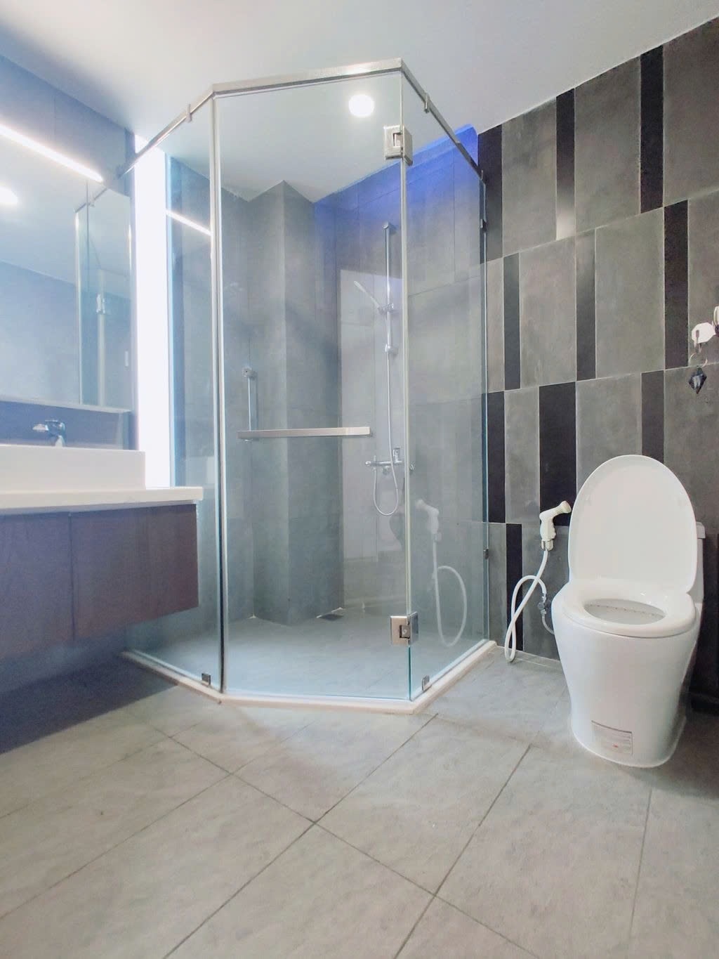 Phòng trọ Studio 40m2 tại PTC House 15 Nguyễn Thị Minh Khai - Quận 1  - Phòng tắm