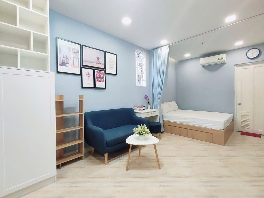 Phòng trọ Studio 30m2 tại PTC House 4 Cao Thắng - Quận 3 - Phòng khách