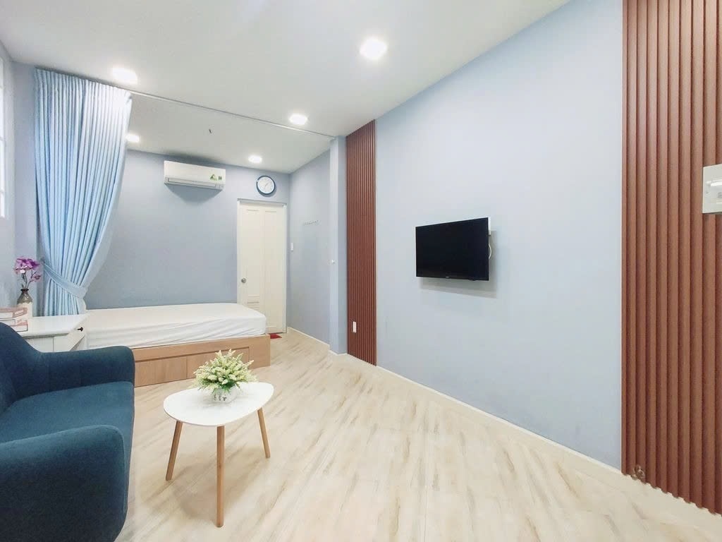 Phòng trọ Studio 30m2 tại PTC House 4 Cao Thắng - Quận 3 - Phòng khách