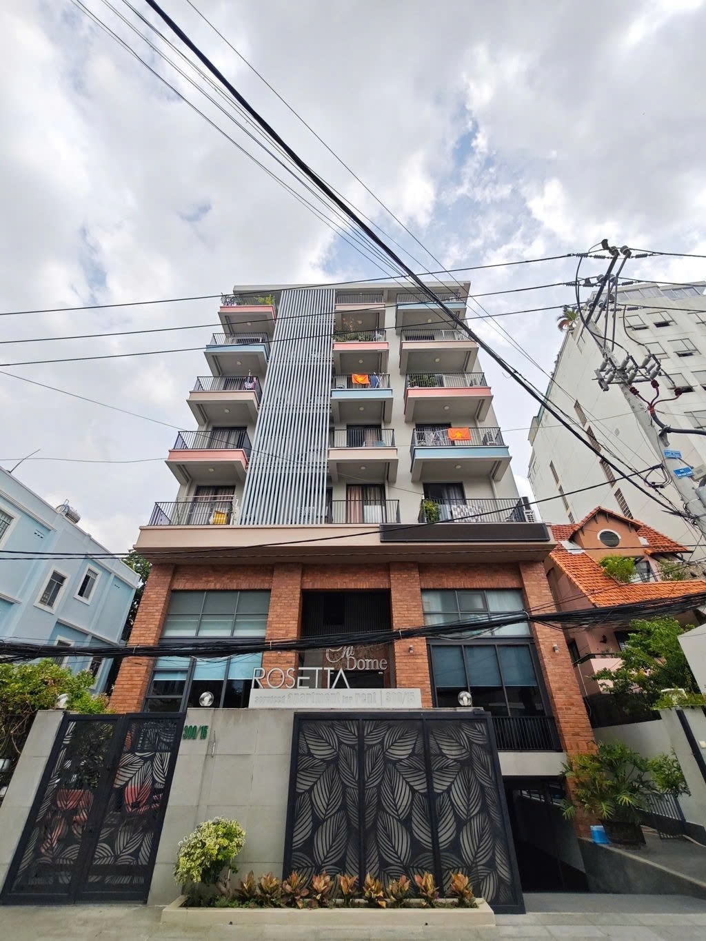 Phòng trọ PTC House 2 Nguyễn Văn Linh - Quận 7 - Toàn cảnh tòa nhà (*)