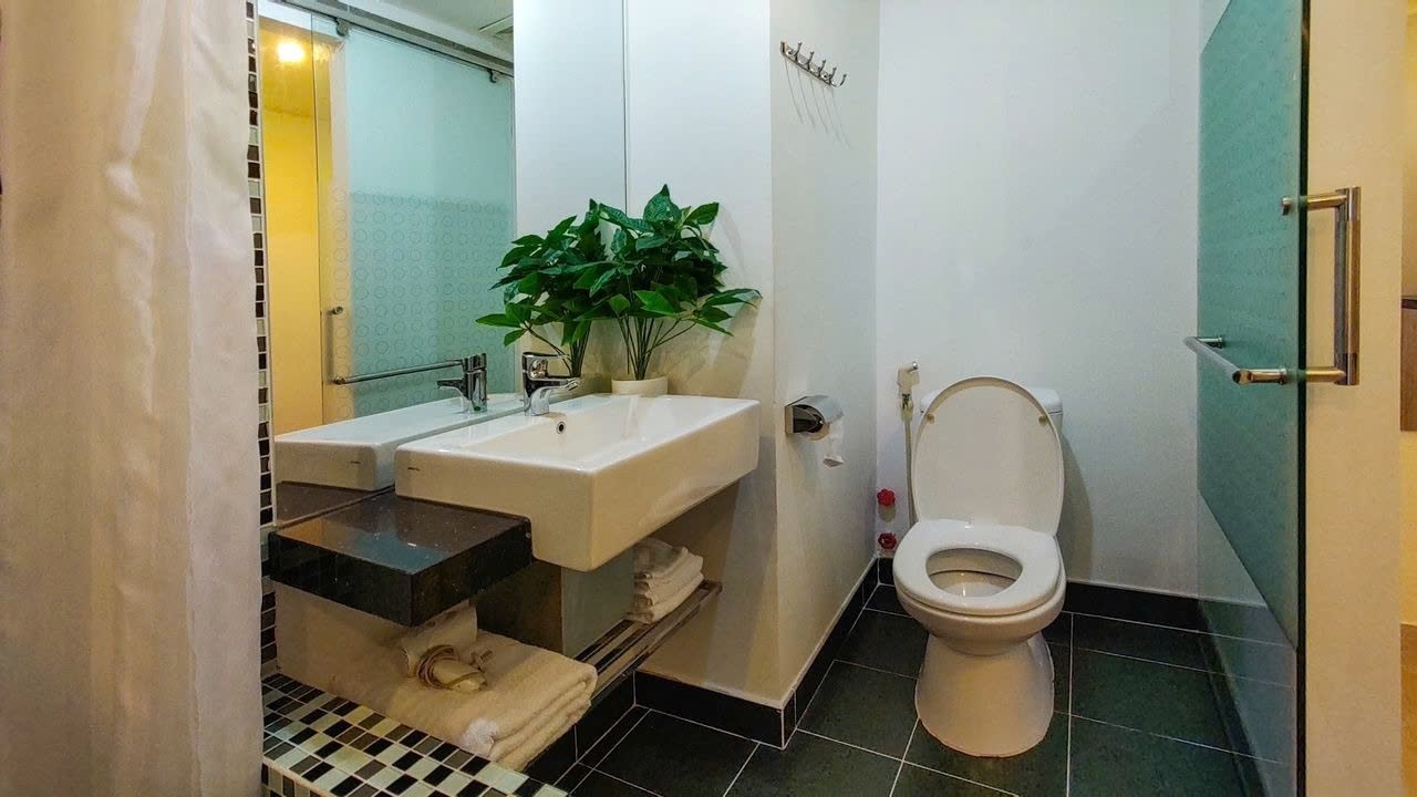 Phòng trọ Studio 20m2 tại PTC House 2 Hưng Phước 4 - Quận 7  - Phòng tắm