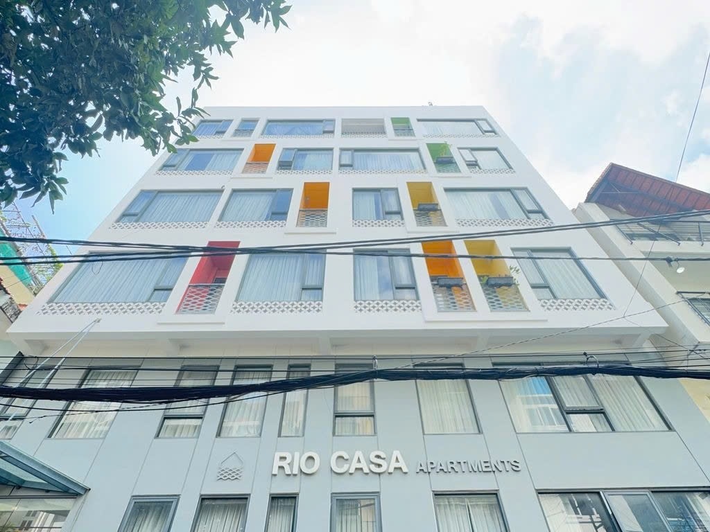 Phòng trọ PTC House 2 Đường Số 4 - Quận 2  - Toàn cảnh tòa nhà (*)