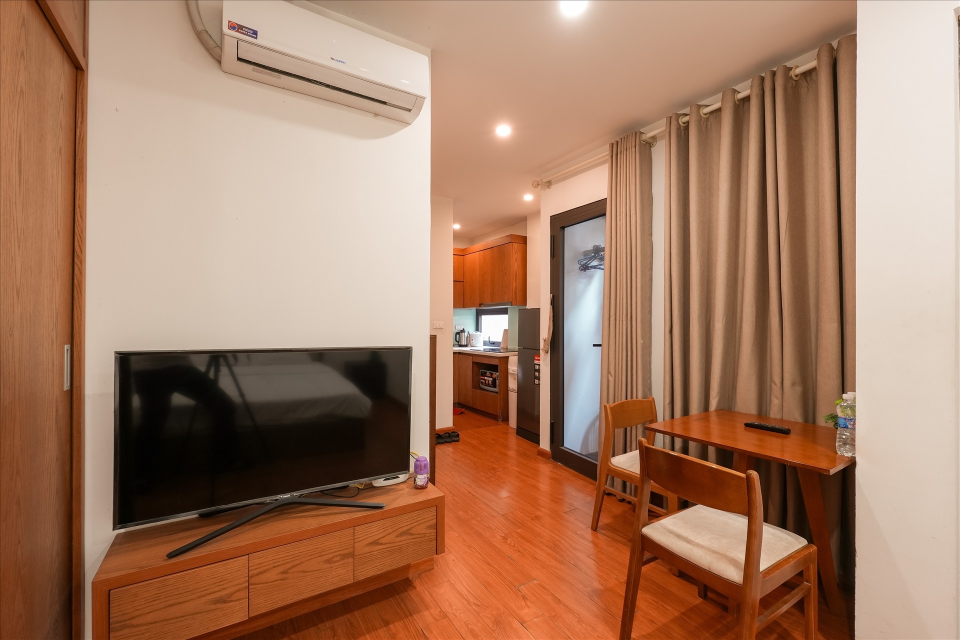 Phòng trọ Nine House Linh Lang - Ba Đình - Phòng (*)