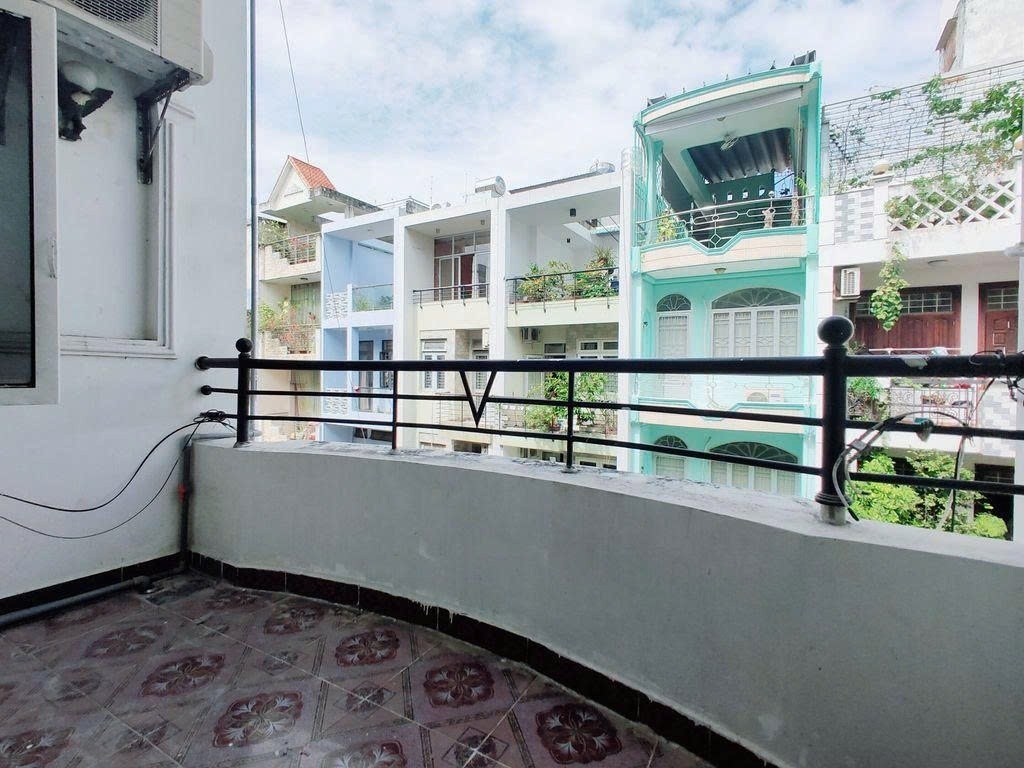 Phòng trọ Studio 30m2 tại PTC House 6 Nguyễn Hữu Cảnh - Bình Thạnh - Ban công