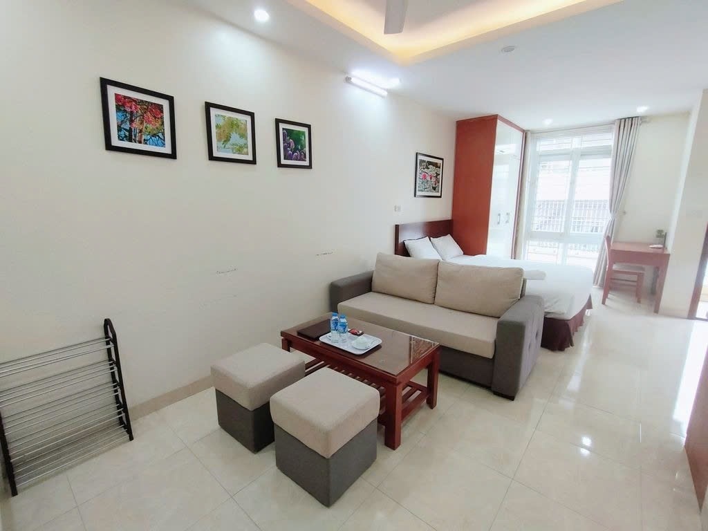Phòng trọ Studio 40m2 tại PTC House 5 Đình Thôn - Nam Từ Liêm  - Phòng khách