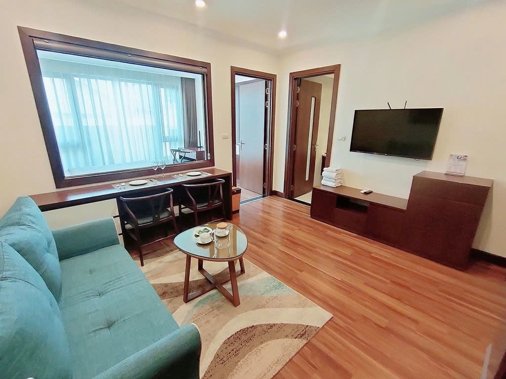 Phòng trọ 1 Phòng ngủ 40m2 tại PTC House 1 Trần Quốc Hoàn - Cầu Giấy  - Phòng khách
