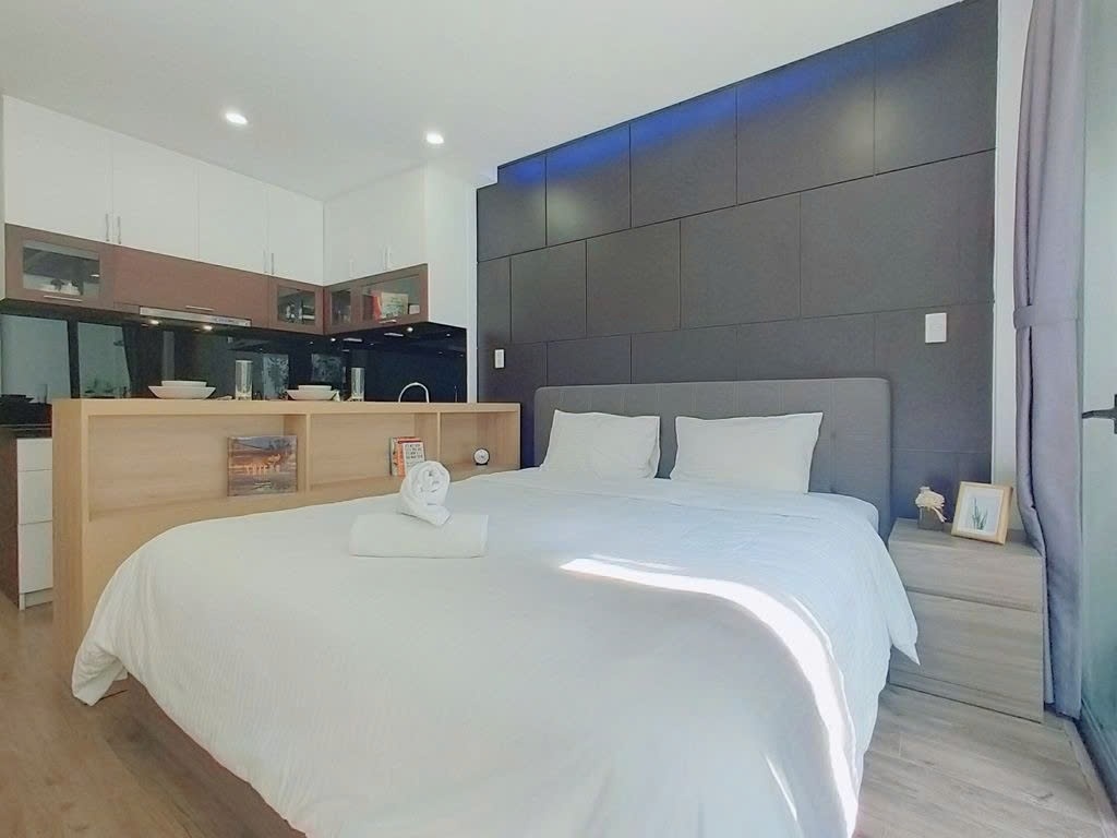 Phòng trọ PTC House 15 Nguyễn Thị Minh Khai - Quận 1  - Phòng (*)