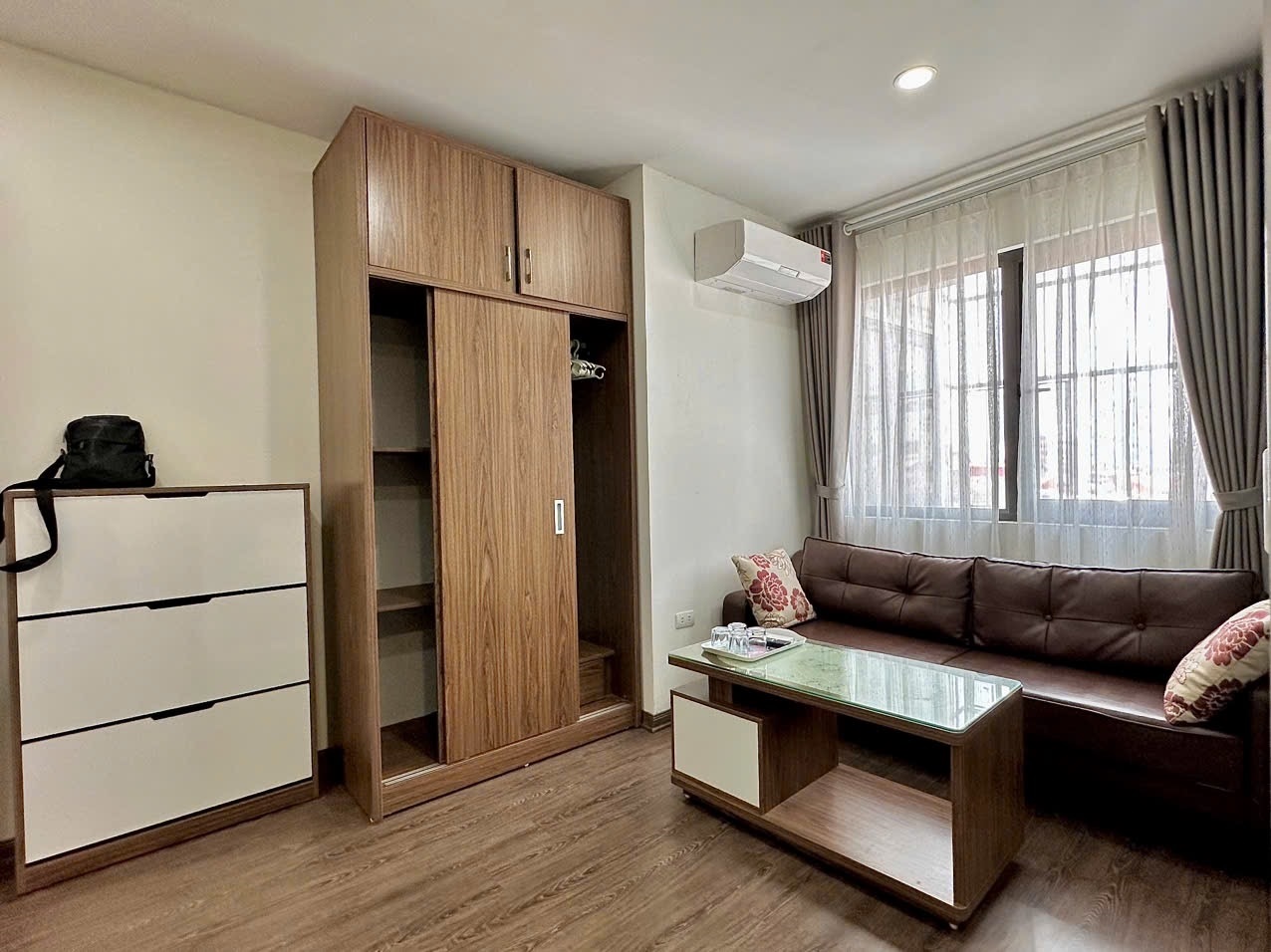 Phòng trọ Nine House Đào Tấn - Ba Đình - Phòng (*)