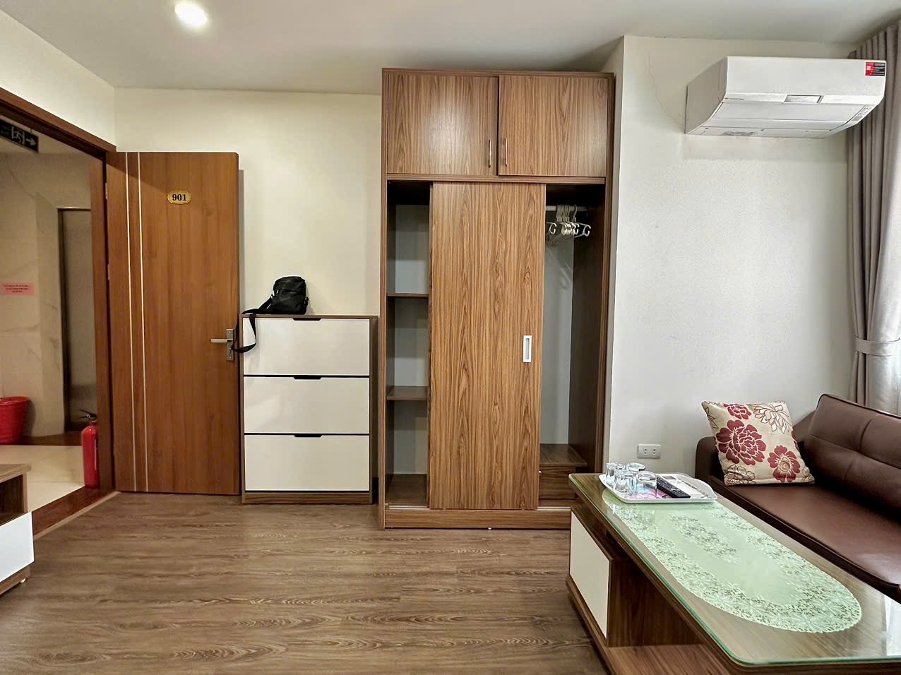 Phòng trọ Nine House Đào Tấn - Ba Đình - Phòng (*)