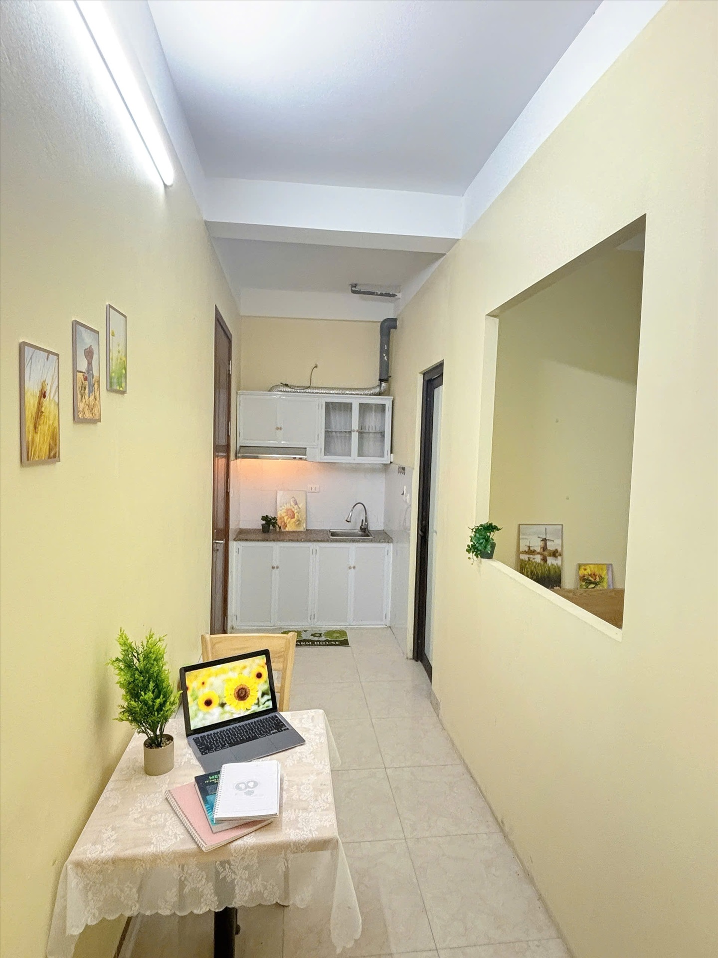 Phòng trọ 1 Phòng ngủ 25m2 tại Cema Housing Mỹ Đình - Nam Từ Liêm - Phòng khách